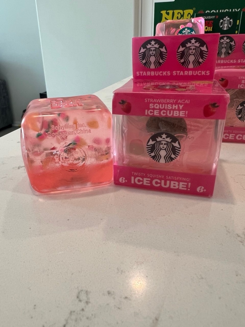Starbucks Needoh Squishy Stress Relief Toy Strawberry Açai Imonade ice Nice Cube - Picture 7 of 7